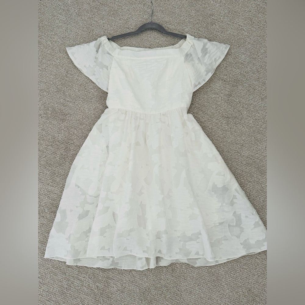 Tibi Sakura Fil Coupe Off-the-Shoulder Dress White/OffWhite Size 2 Party Wedding